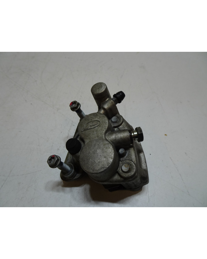 Beta RR50, bromsok fram