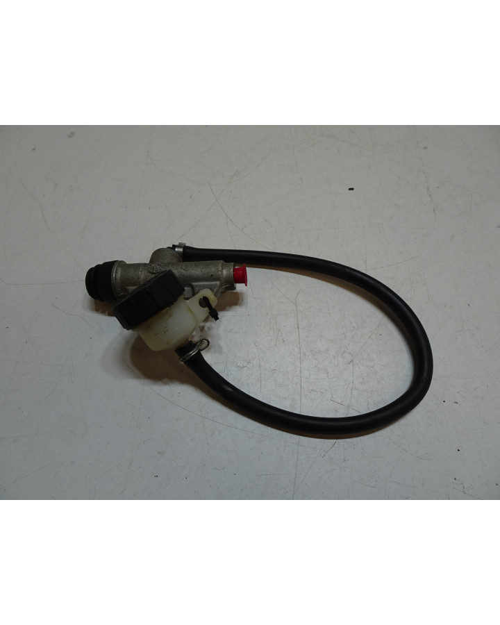 Beta RR50, bromscylinder bak