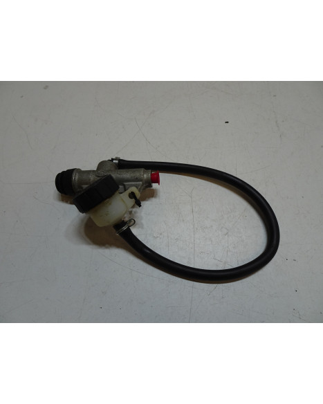 Beta RR50, bromscylinder bak