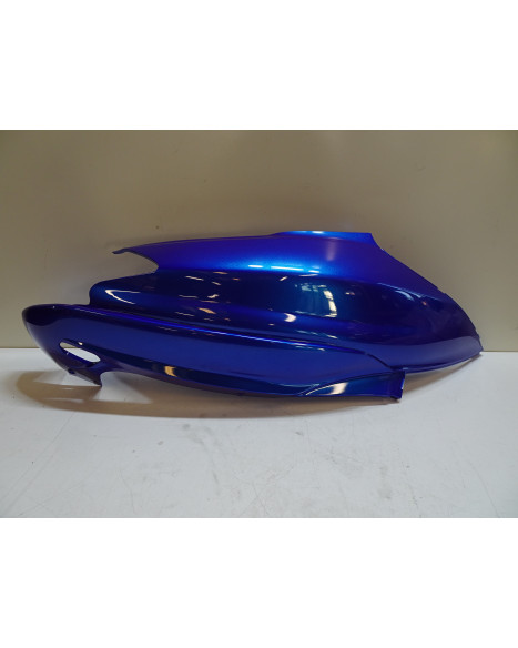 Piaggio Diesis, bakre sidokåpa vänster