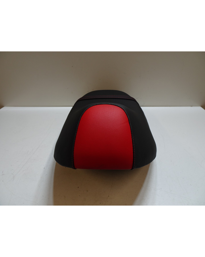 Gilera Stalker, sadel