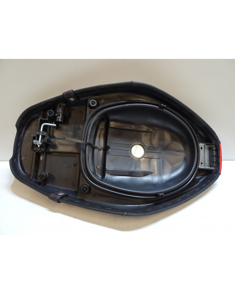 Gilera Stalker, sadel