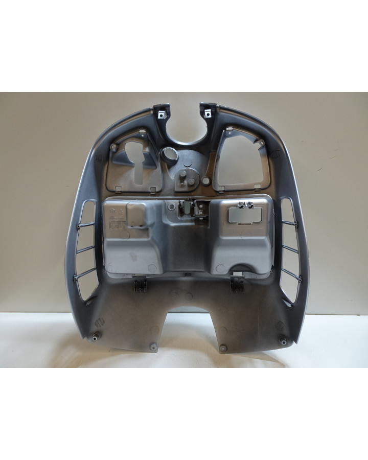 Vespa GT 125/200, knäkåpa