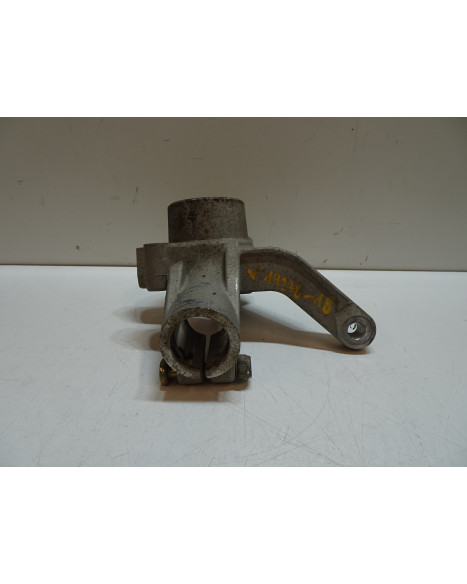 Microcar MGO, spindelhus höger