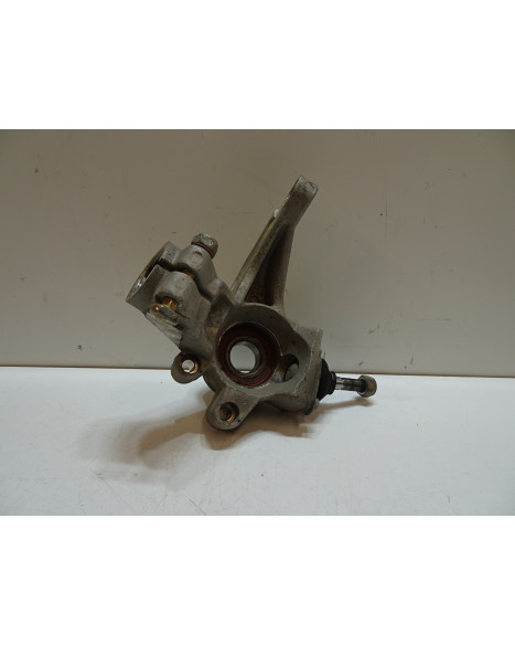 Microcar MGO, spindelhus höger