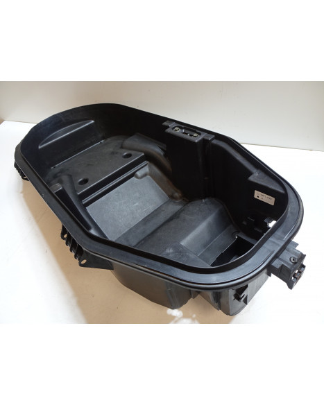 Yamaha Giggle, sadellåda