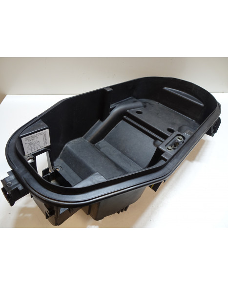 Yamaha Giggle, sadellåda