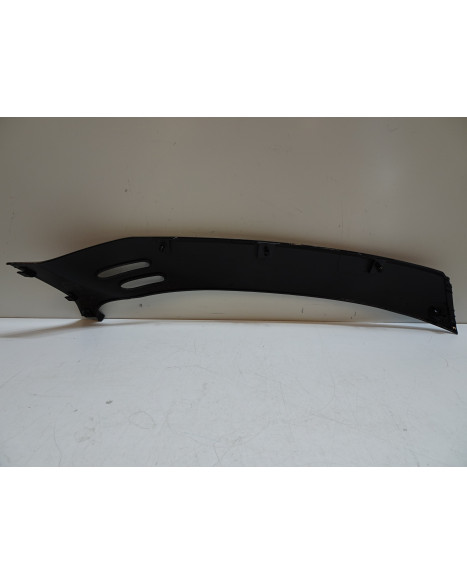 Vespa GT 125/200, sidokåpa höger