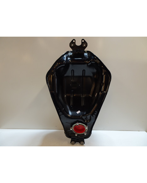 Kawasaki Ninja 650, bränsletank