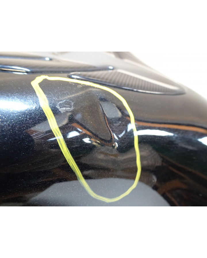 Kawasaki Ninja 650, bränsletank