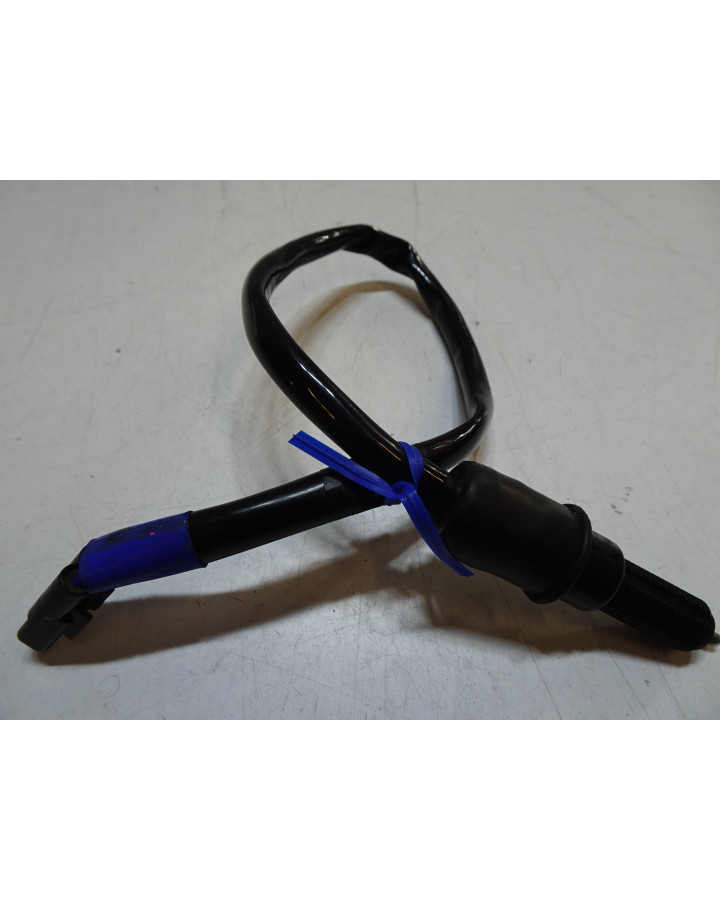 Kawasaki Ninja 650/Z650, bromsljuskontakt bak