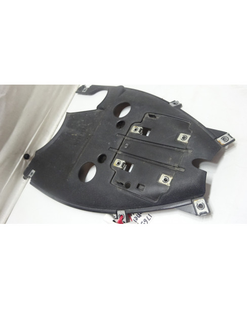 Aprilia SR50, inre stänkskärm