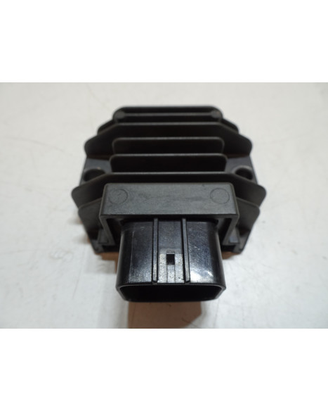 KTM 1290 Super Duke R, voltregulator