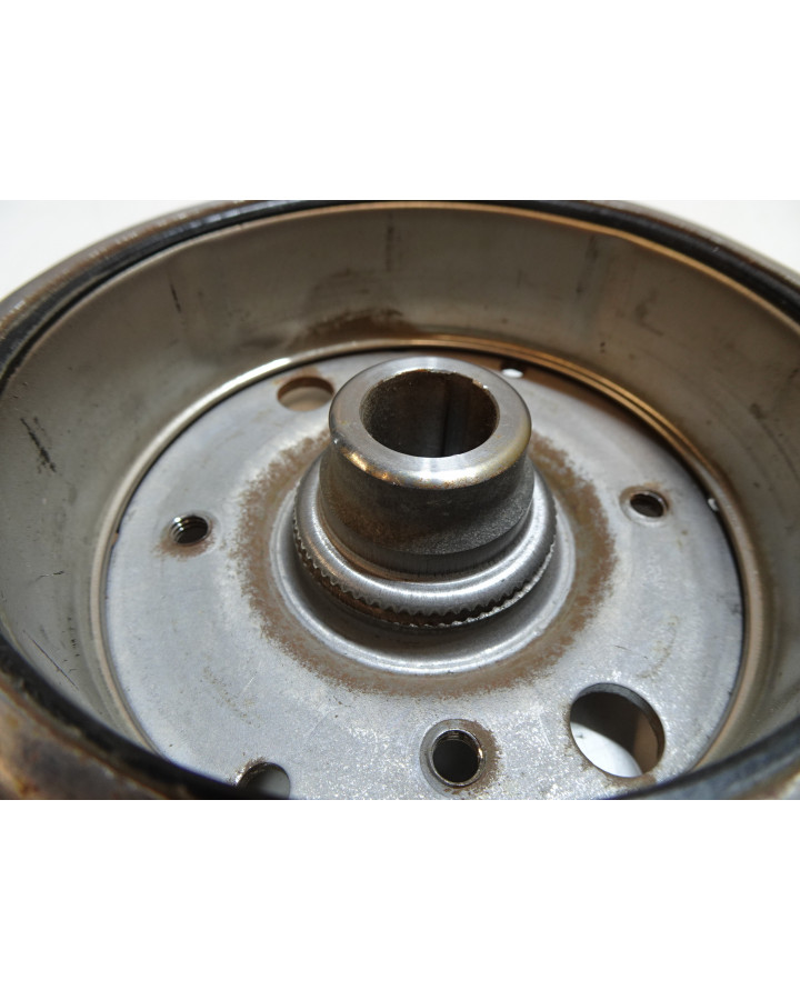 Peugeot Speedfight 4, svänghjul 4-takt