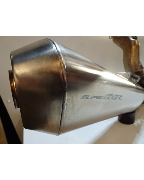 KTM 1290 Super Duke R, avgassystem