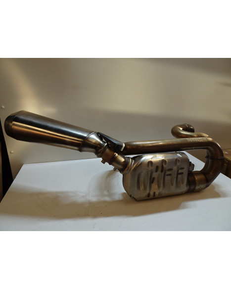 KTM 1290 Super Duke R, avgassystem