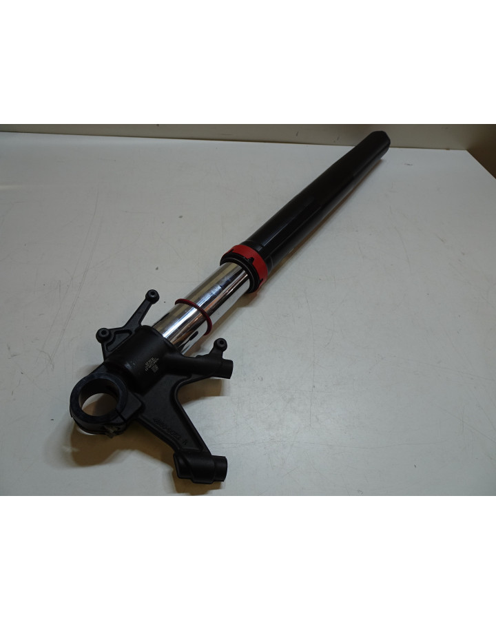 KTM 1290 Super Duke R, gaffelben höger