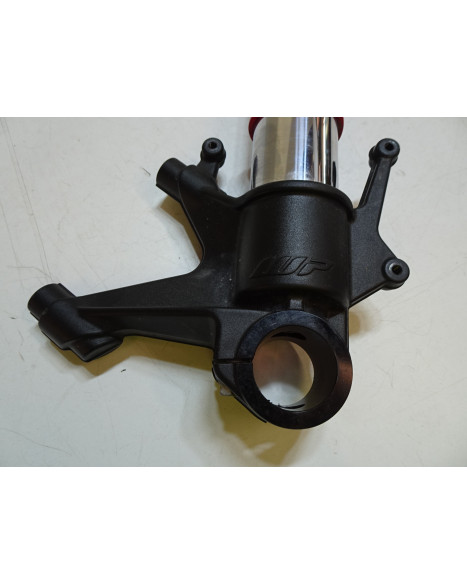 KTM 1290 Super Duke R, gaffelben höger