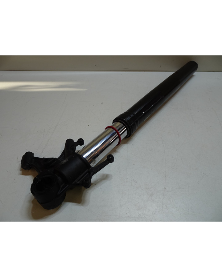 KTM 1290 Super Duke R, gaffelben vänster