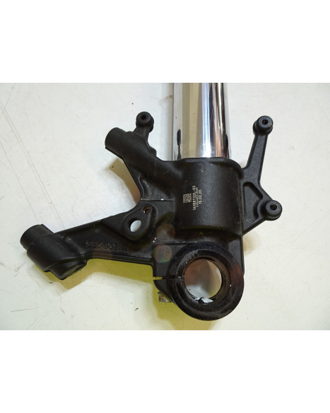 KTM 1290 Super Duke R, gaffelben vänster