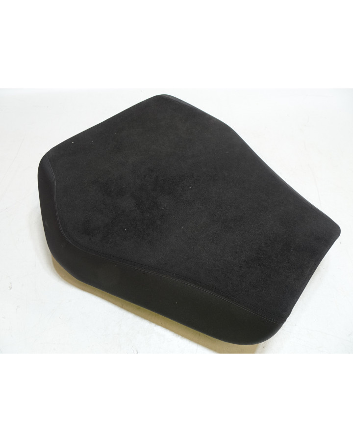 KTM 1290 Super Duke R, sadel