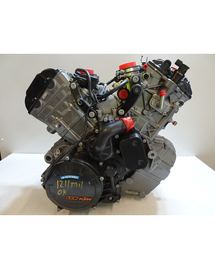 KTM 1290 Super Duke R, motor