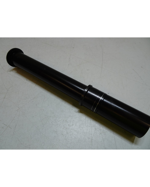 KTM 1290 Super Duke R, hjulaxel fram