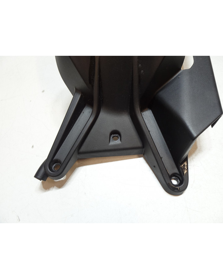 KTM 1290 Super Duke R, kedjeskydd