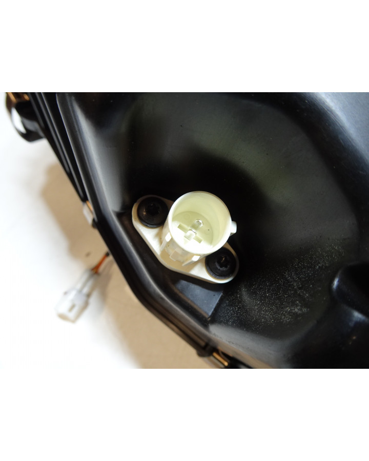 KTM 1290 Super Duke R, luftburk