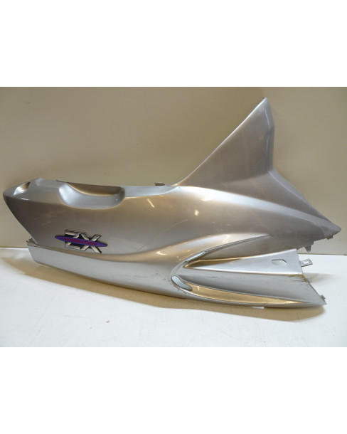 Kymco ZX Fever, bakre sidokåpa höger