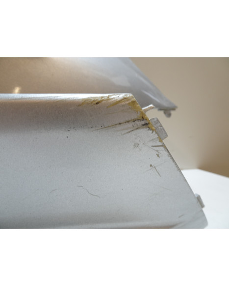 Kymco ZX Fever, bakre sidokåpa höger