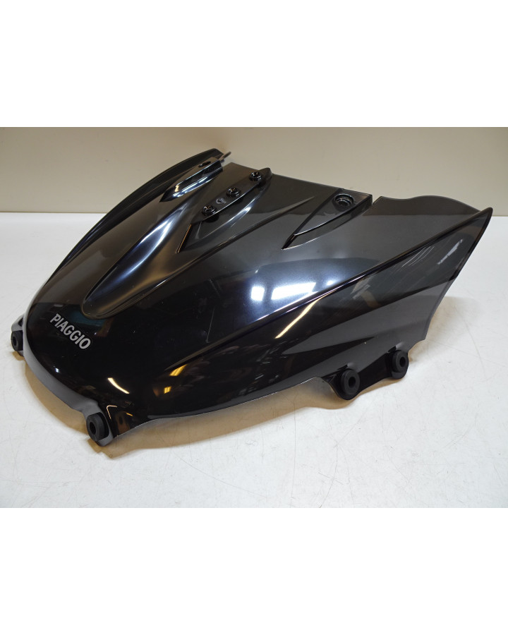 Piaggio X9, nedre vindruta