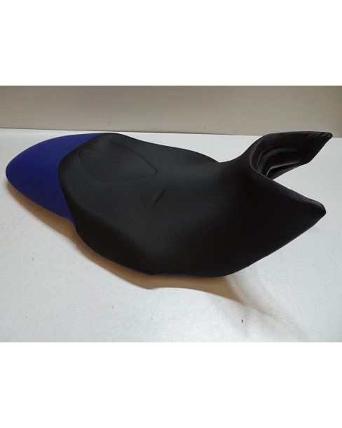 Gilera DNA GP 125, sadel 2