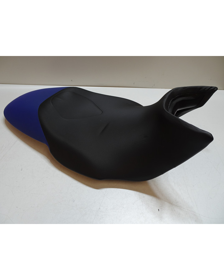 Gilera DNA GP 125, sadel