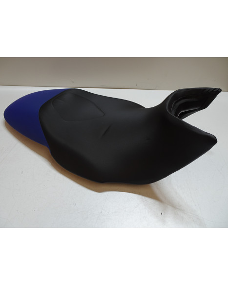 Gilera DNA GP 125, sadel