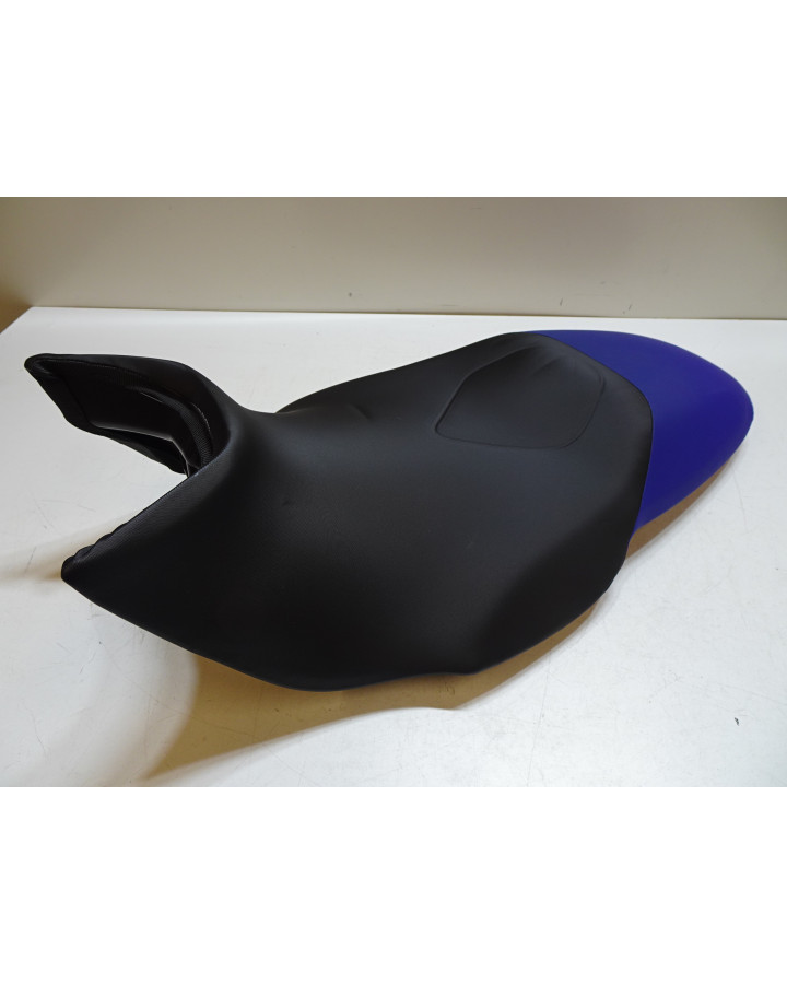 Gilera DNA GP 125, sadel