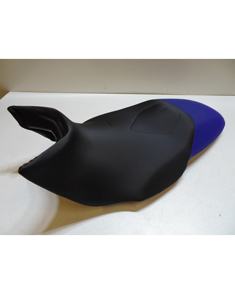 Gilera DNA GP 125, sadel