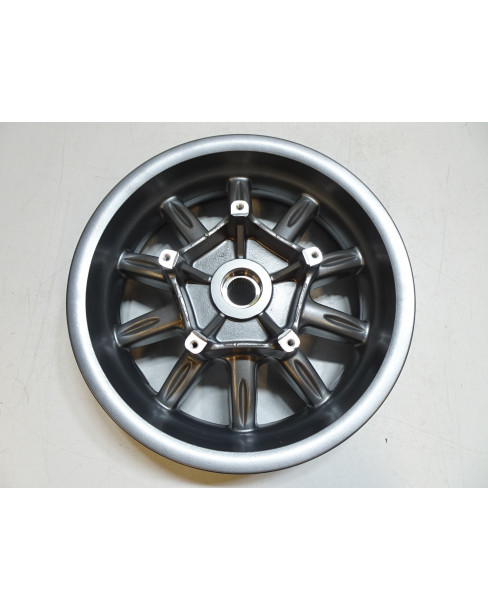 Piaggio MP3 125/250, bakfälg