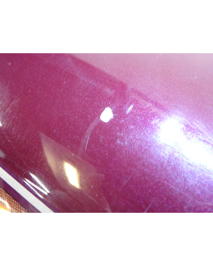 Suzuki VS 800 Intruder, bränsletank