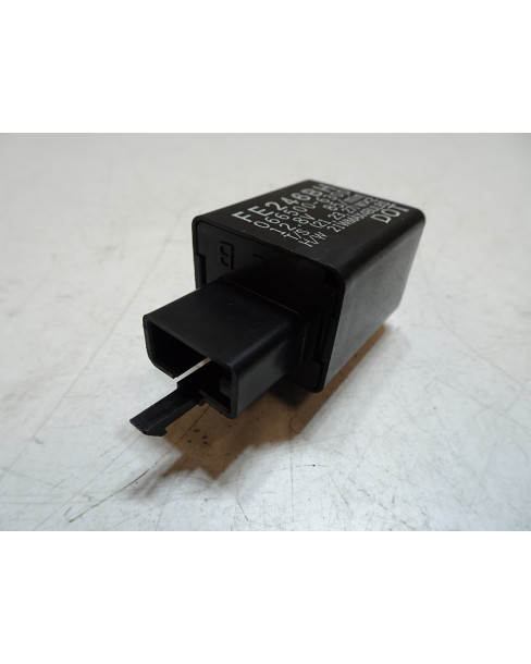 Kawasaki ER-6N, blinkersrelä 2