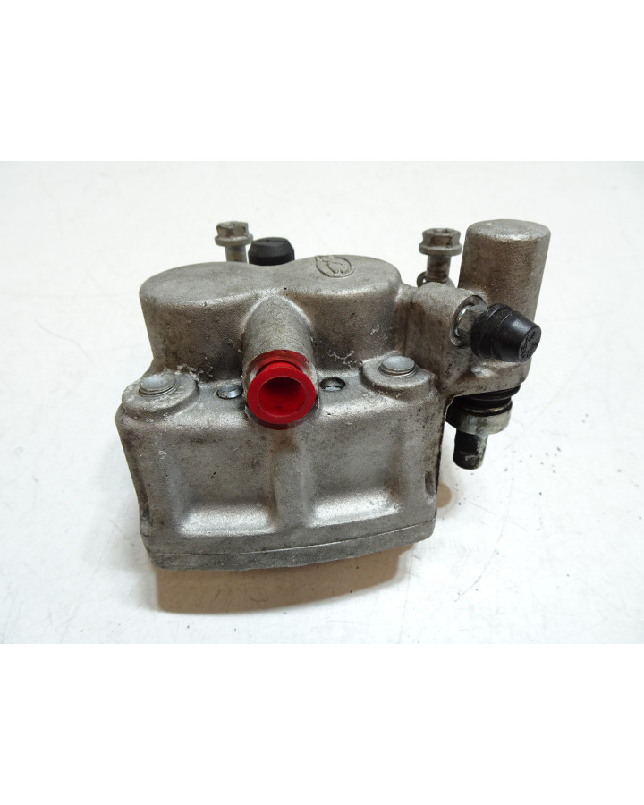 Beta RR50, bromsok fram