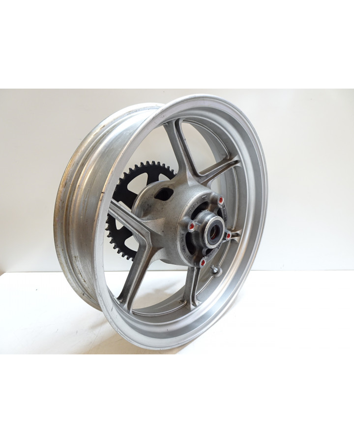 Kawasaki ER-6N, bakfälg