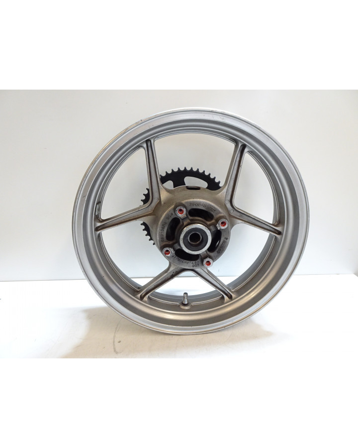 Kawasaki ER-6N, bakfälg