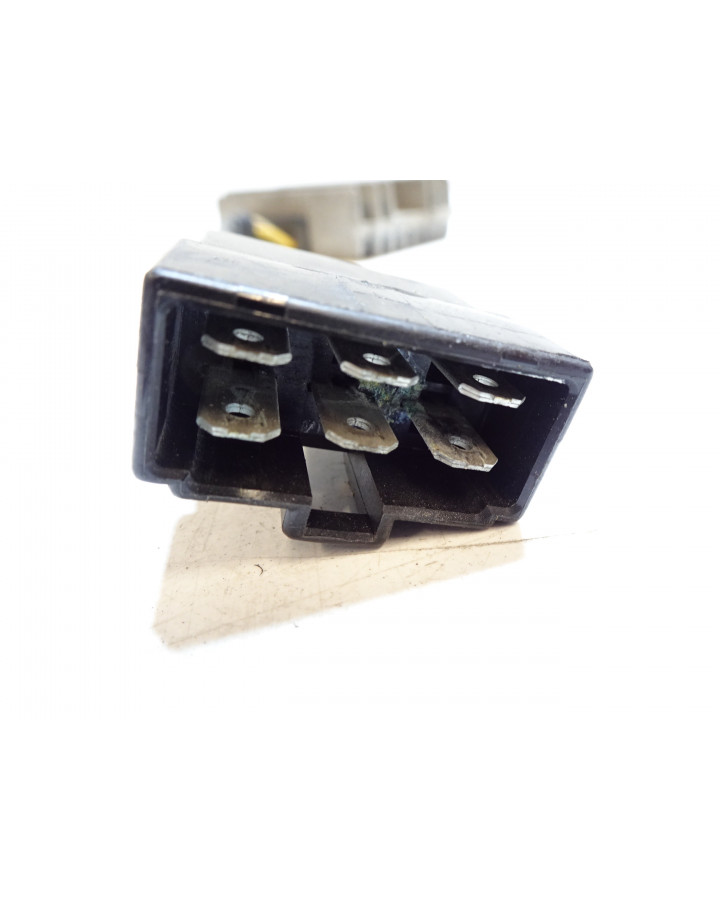 Kawasaki ER-5, voltregulator