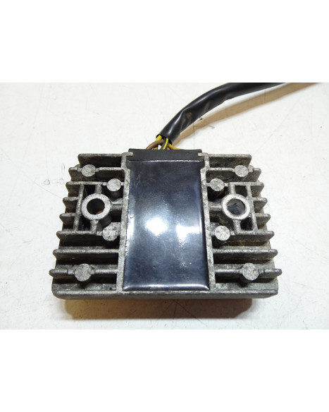 Kawasaki ER-5, voltregulator