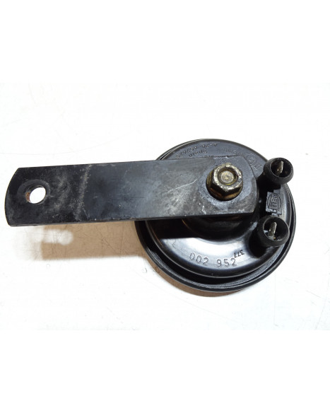 Yamaha YZF1000R Thunderace, tuta