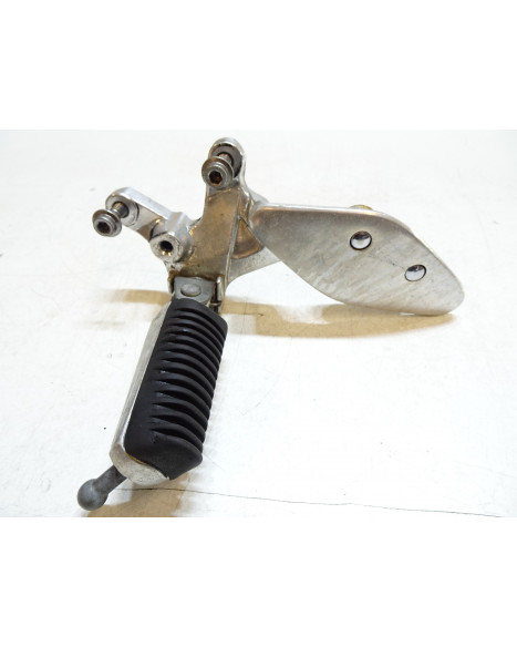 Yamaha YZF1000R Thunderace, fotpinne vänster komplett