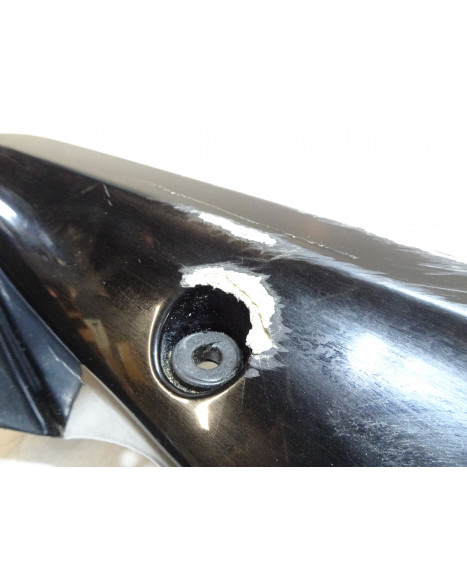 Yamaha YZF1000R Thunderace, sidokåpa höger