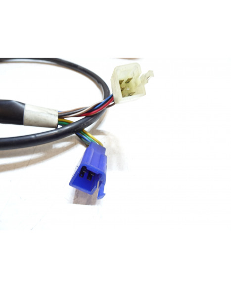 Yamaha YZF1000R Thunderace, omkopplare vänster