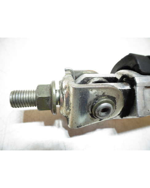 Yamaha YZF1000R Thunderace, fotpinne höger 2